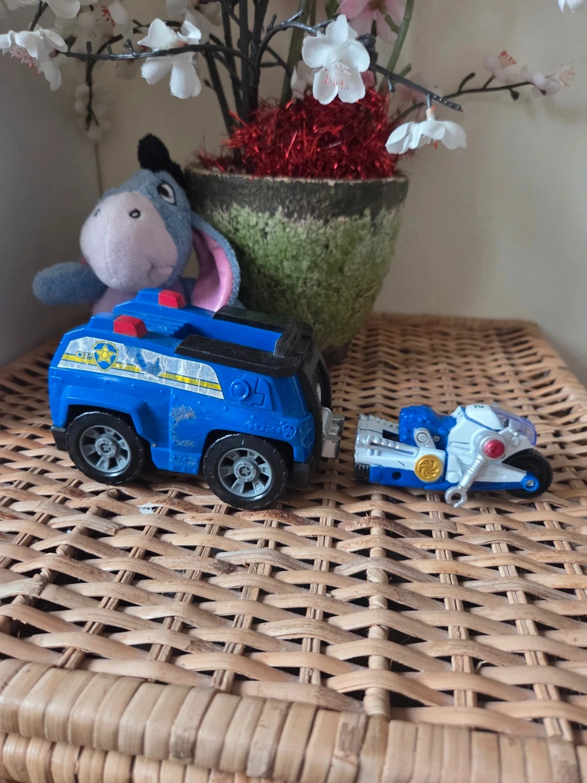 💜Chase car with a small motorcycle – photo 2
